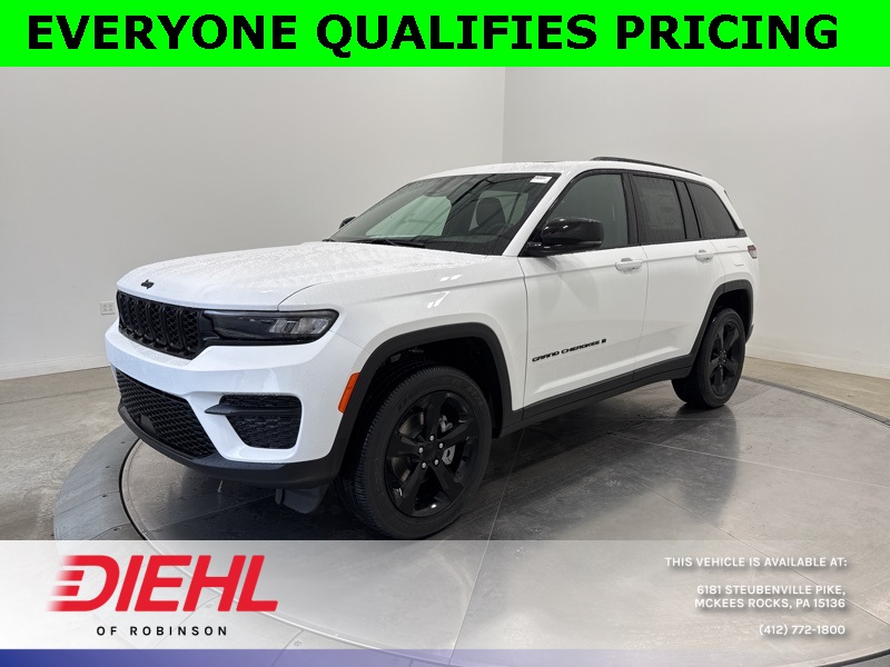 2025 Jeep Grand Cherokee Altitude photo 2