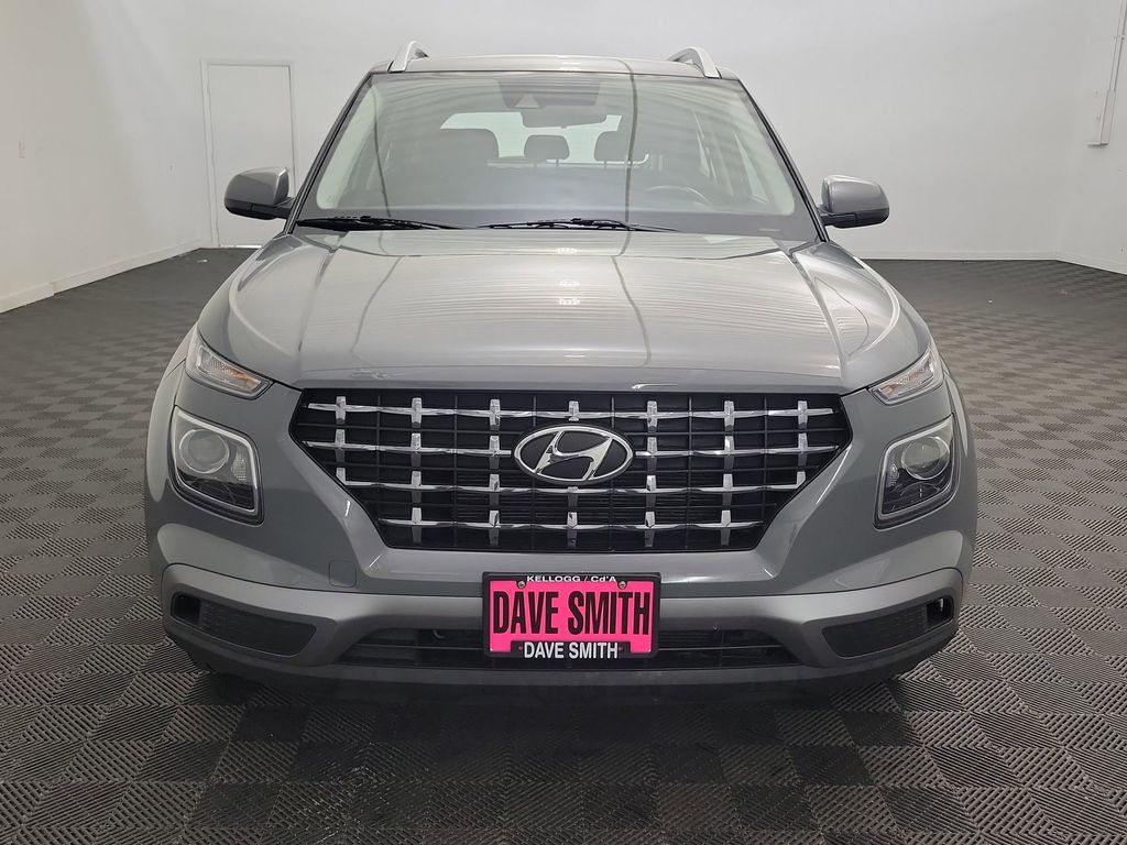 2021 Hyundai Venue SEL Denim photo 4