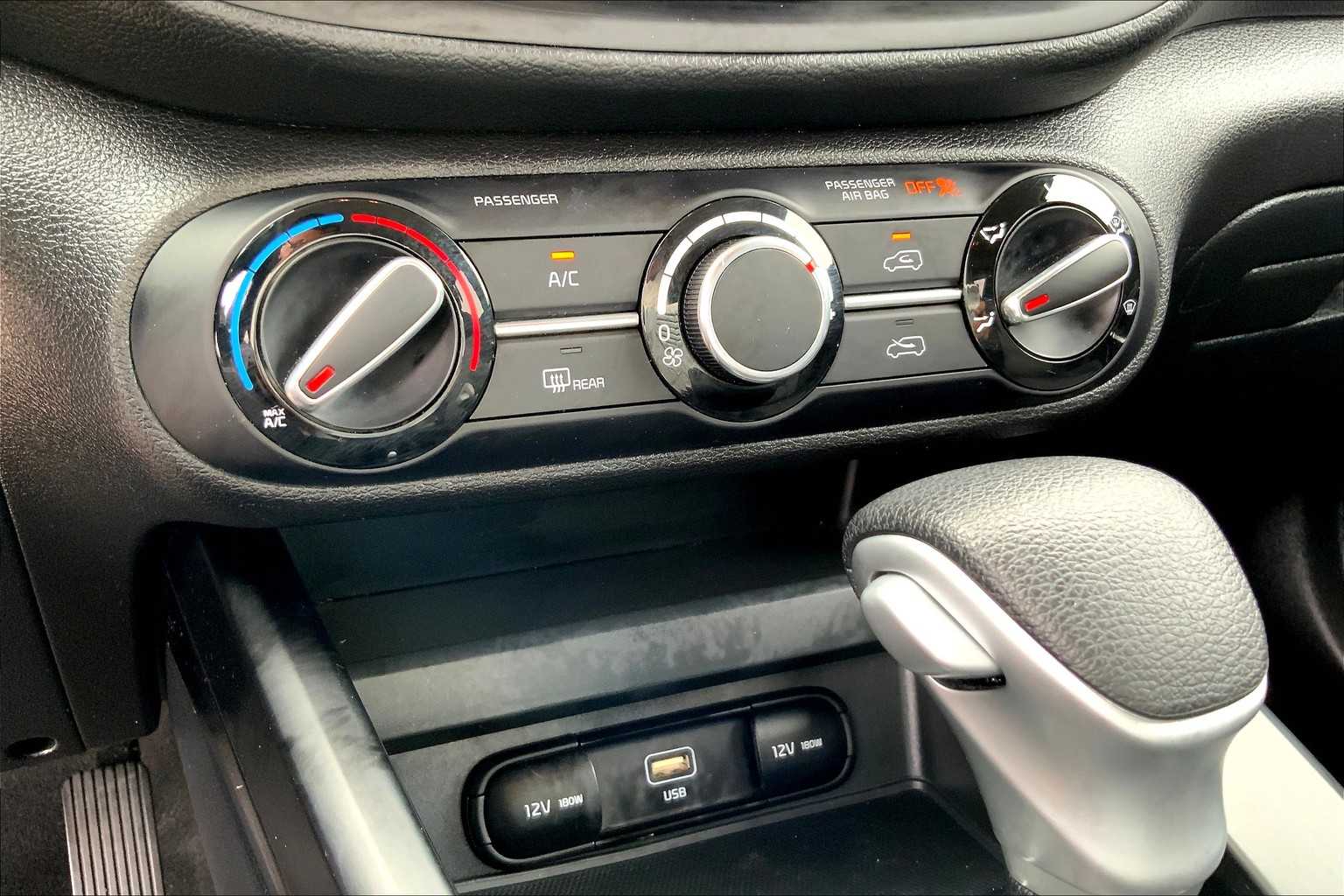 2023 Kia Soul LX photo 29