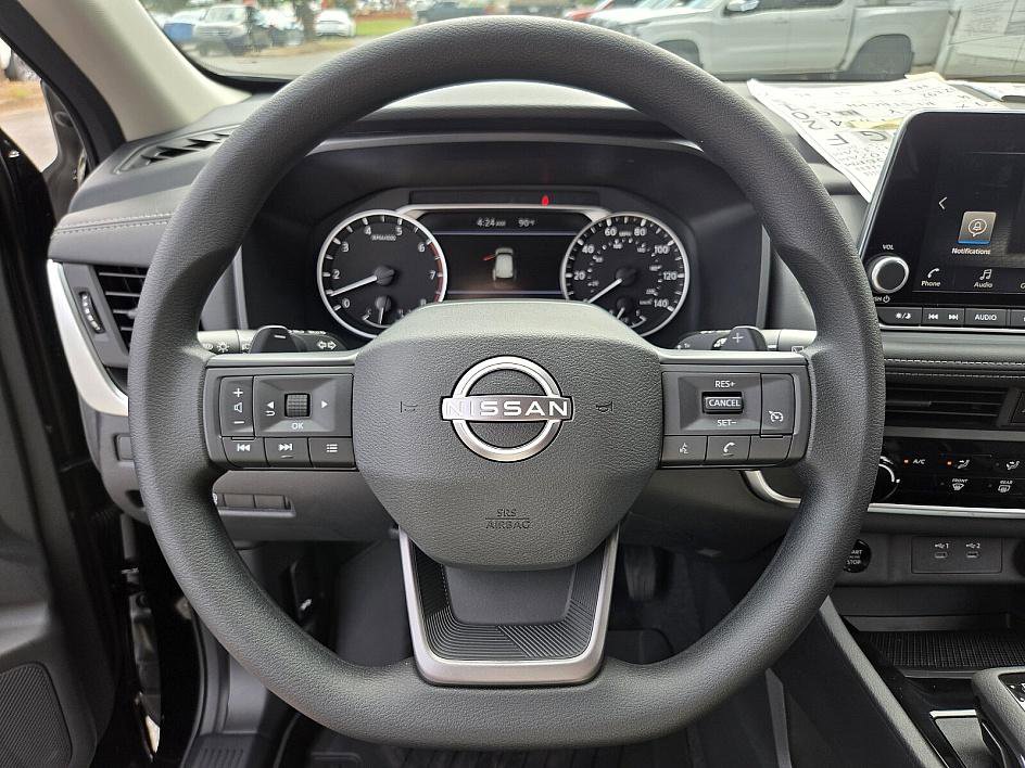 2026 Nissan Rogue S photo 14
