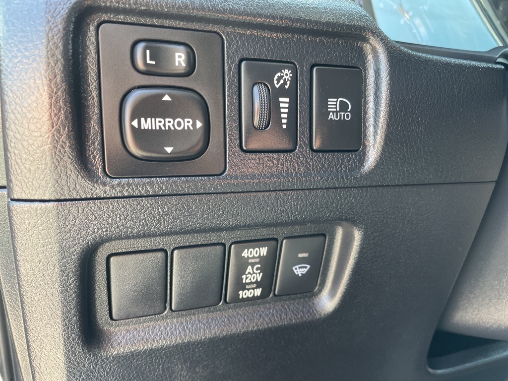 2022 Toyota 4Runner SR5 Premium photo 12
