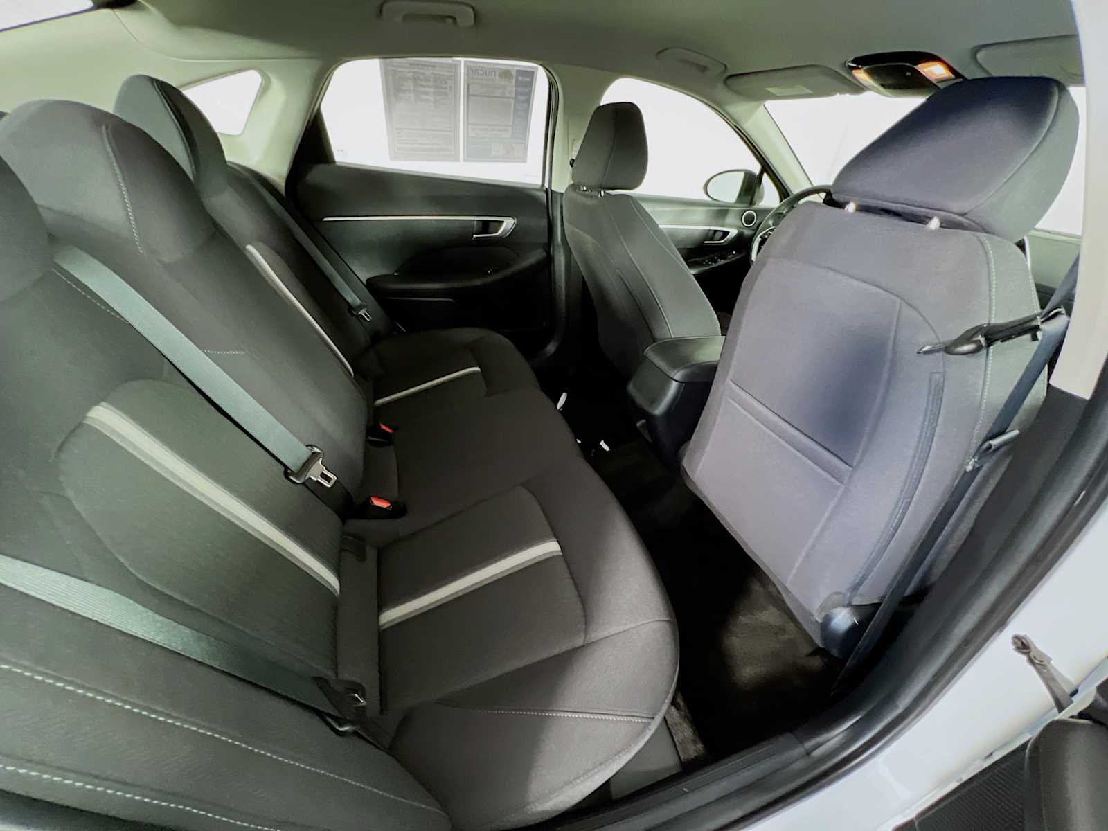 2022 Hyundai Sonata SE photo 25