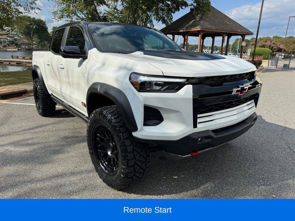 2025 Chevrolet Colorado ZR2 photo 9