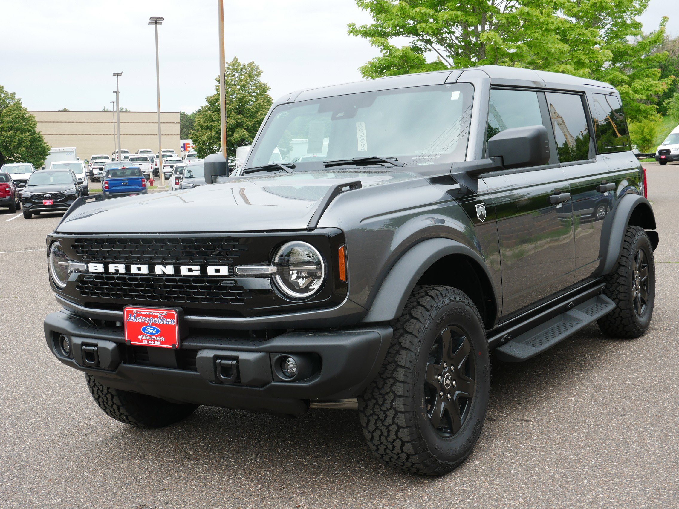 2025 Ford Bronco Big Bend photo 3