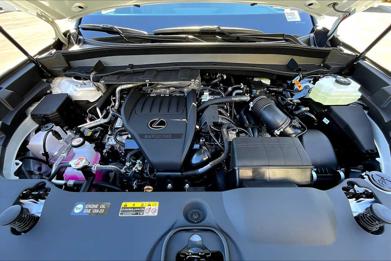 2026 Lexus TX 500h F SPORT Performance Premium photo 18