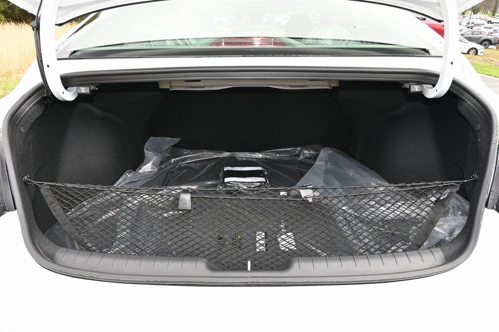 2025 Hyundai Elantra SEL Sport photo 4