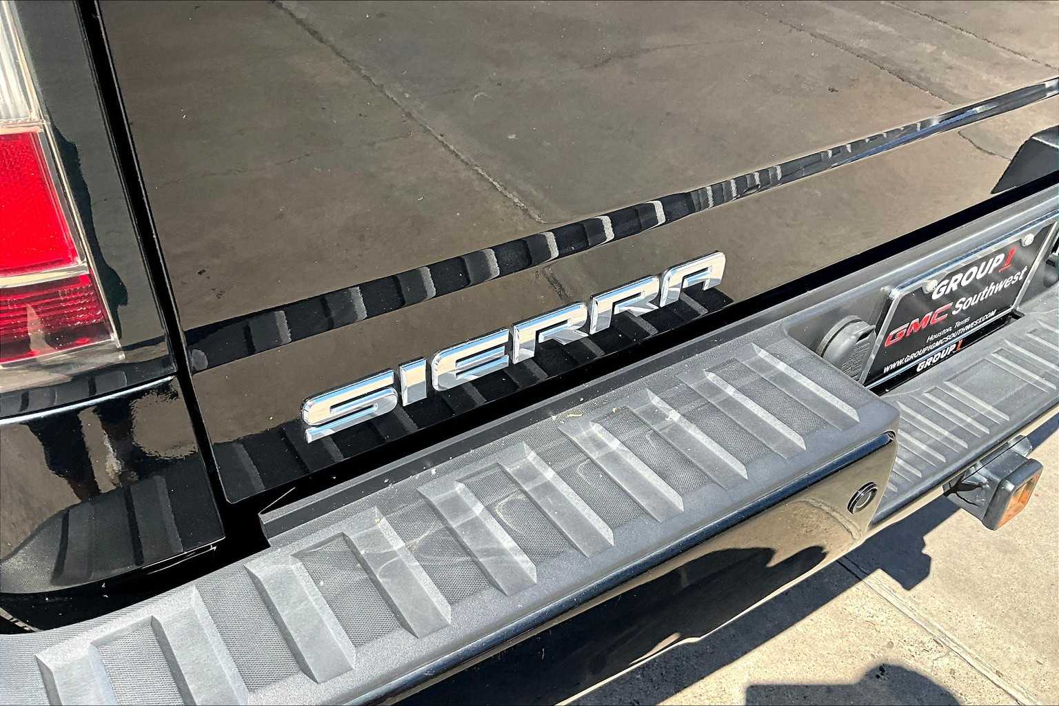 2017 Gmc Sierra 1500 SLT photo 30