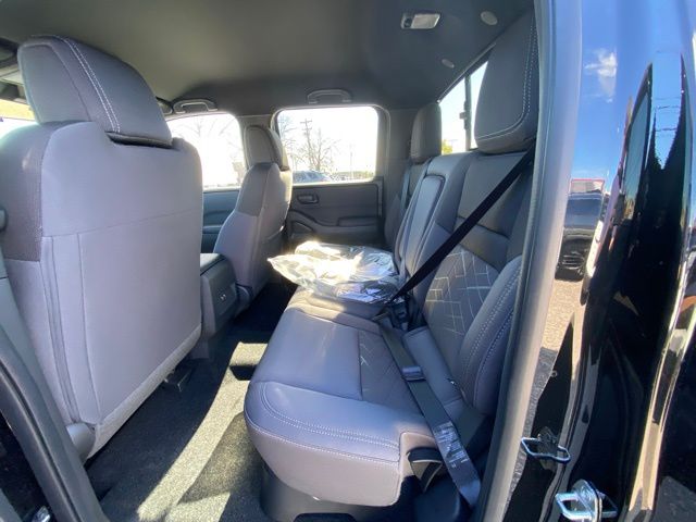 2026 Nissan Frontier SV photo 15