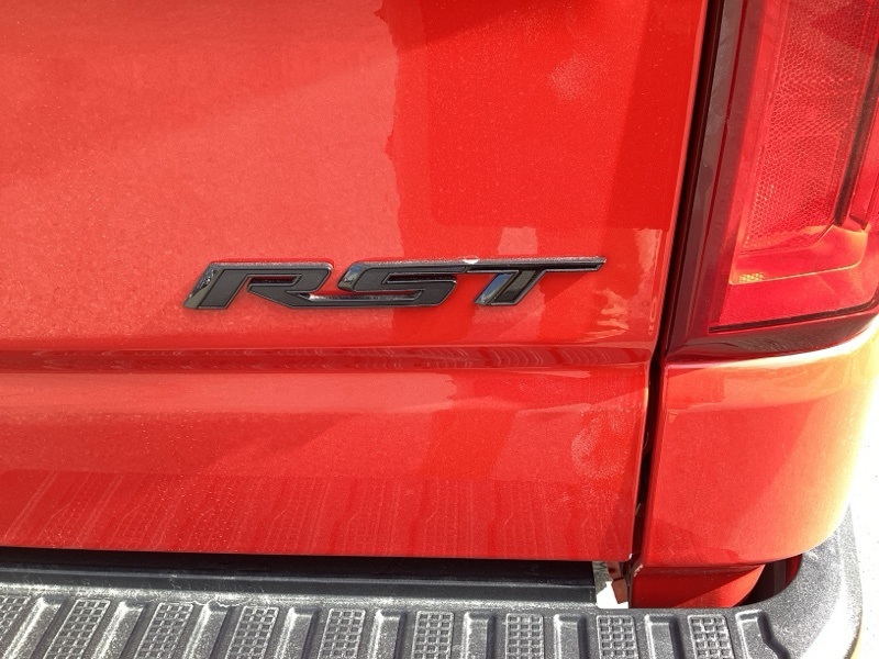 2023 Chevrolet Silverado 1500 RST photo 12