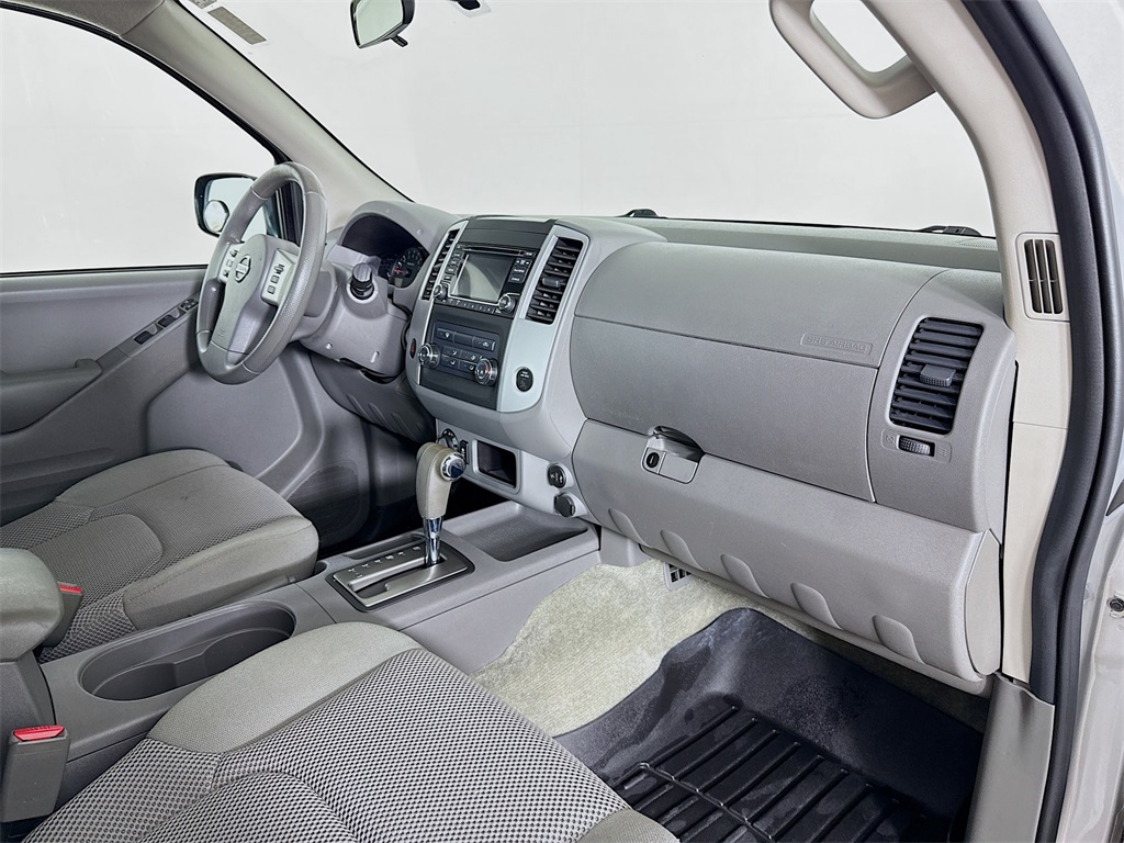 2018 Nissan Frontier SV photo 24