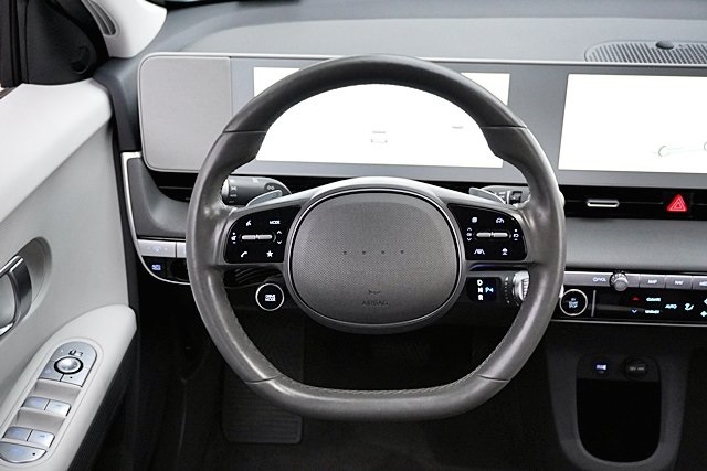2024 Hyundai Ioniq 5 SEL photo 18