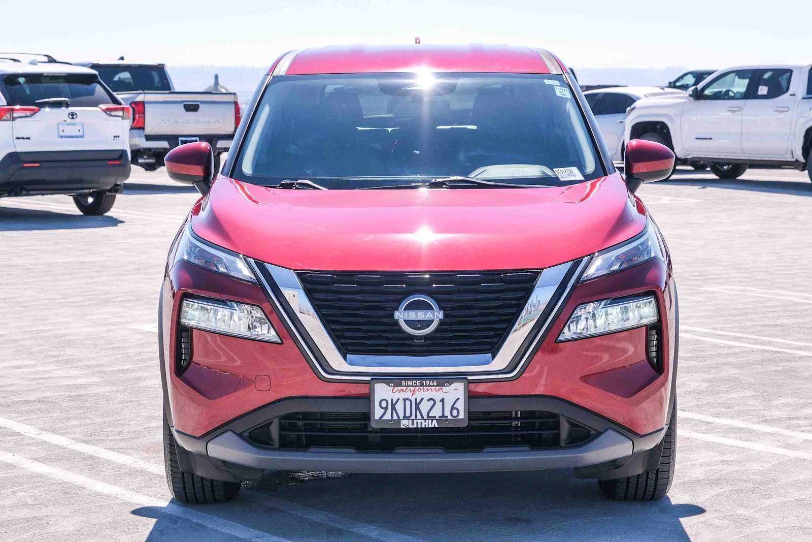 2023 Nissan Rogue SV photo 2