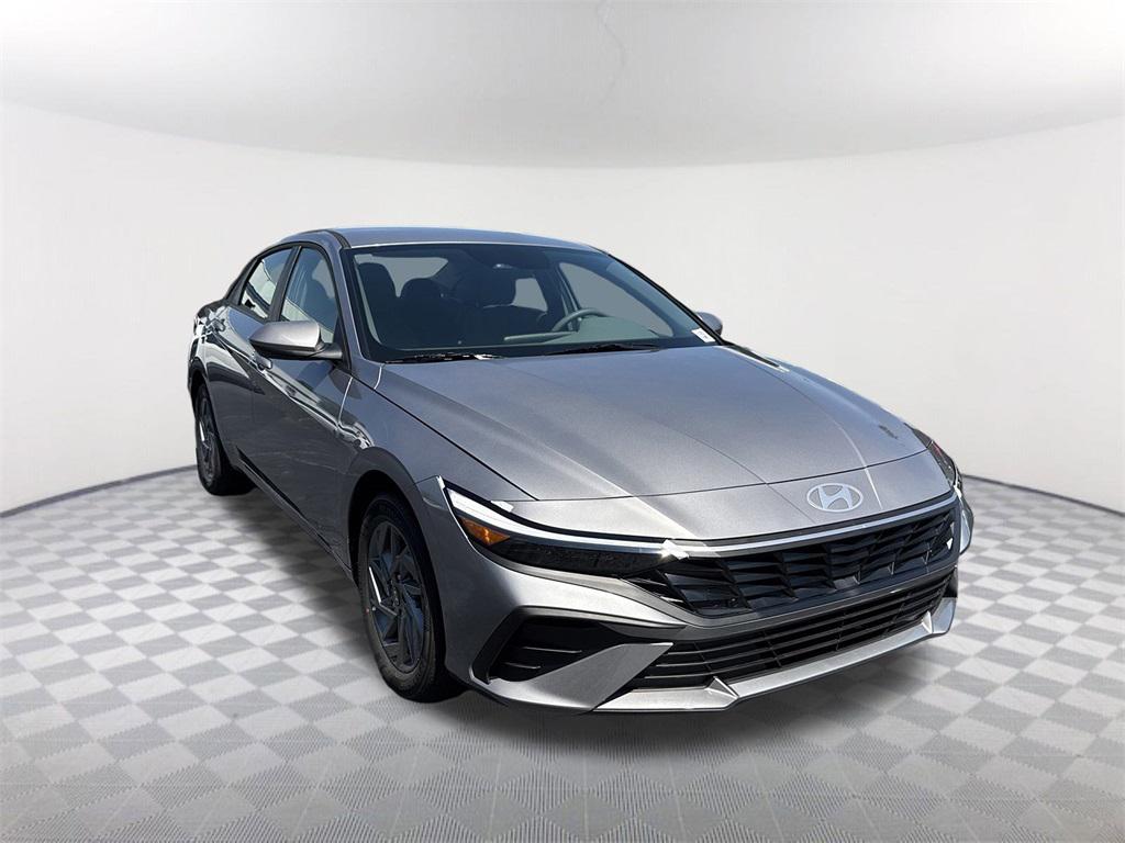 2025 Hyundai Elantra Hybrid Blue photo 3
