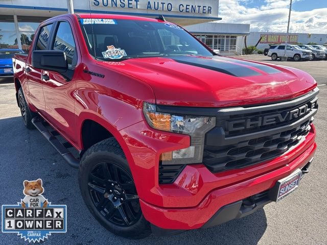 2024 Chevrolet Silverado 1500 Custom photo 2