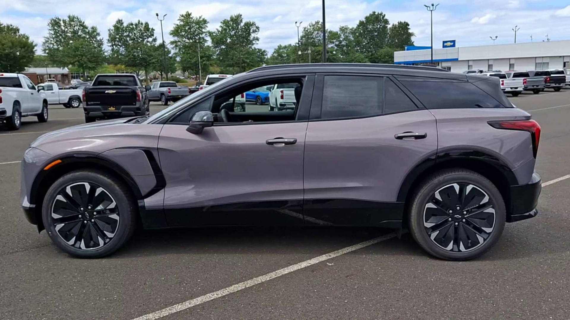 2025 Chevrolet Blazer EV RS photo 15