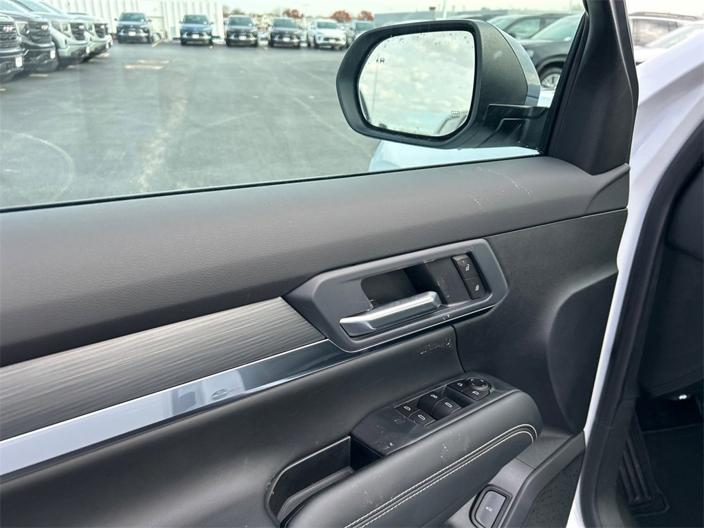 2026 GMC TERRAIN - Image 13