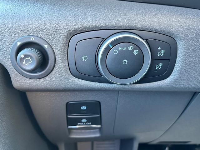 2024 Ford Transit photo 28