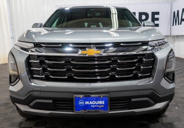 2026 Chevrolet Equinox LT photo 3