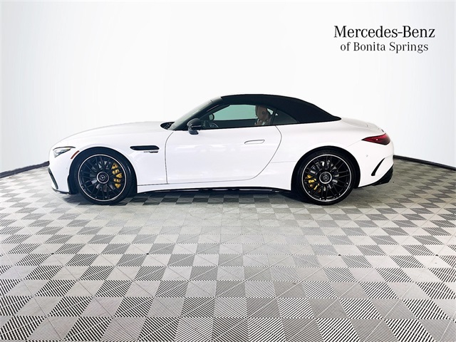2025 Mercedes Benz SL AMG 63 photo 4