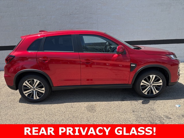 2024 Mitsubishi Outlander Sport ES photo 2