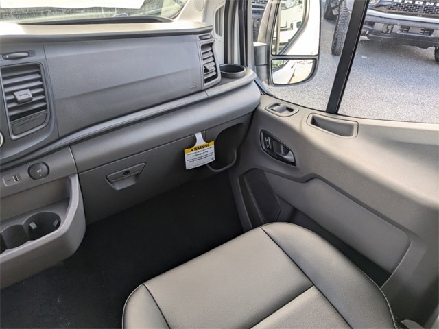 2024 Ford Transit photo 17