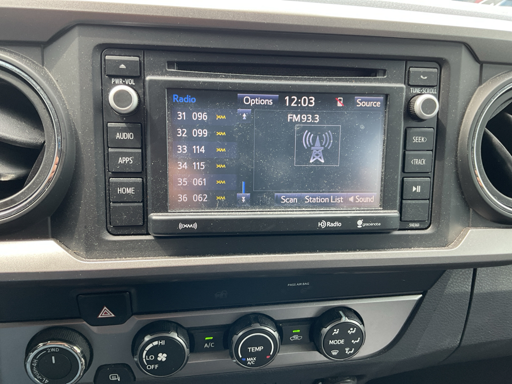 2019 Toyota Tacoma SR5 photo 19