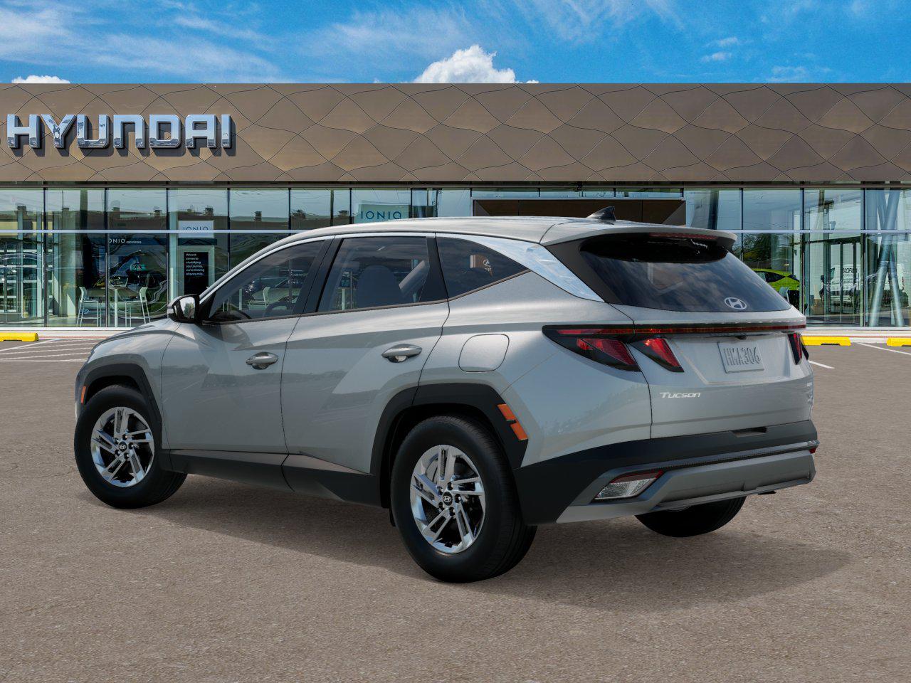 2026 Hyundai Tucson SE photo 5