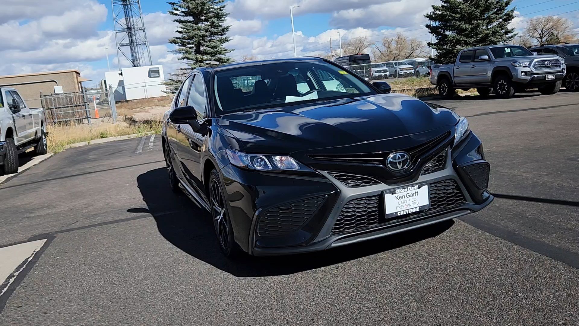 2024 Toyota Camry SE photo 4