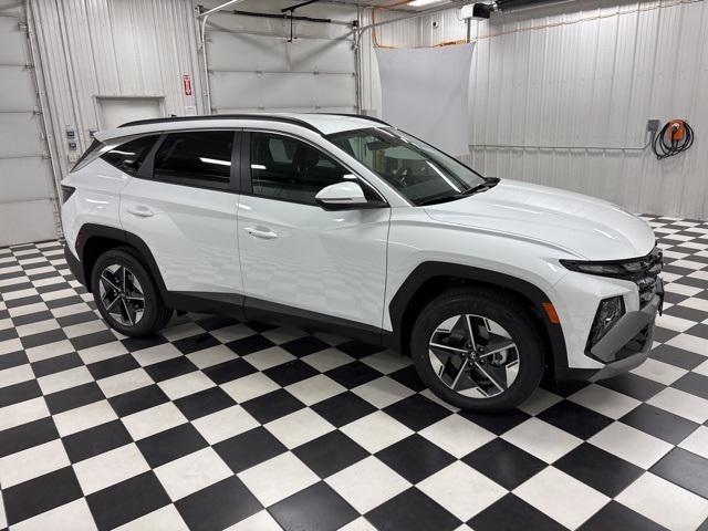 2026 Hyundai Tucson Hybrid SEL Convenience photo 2