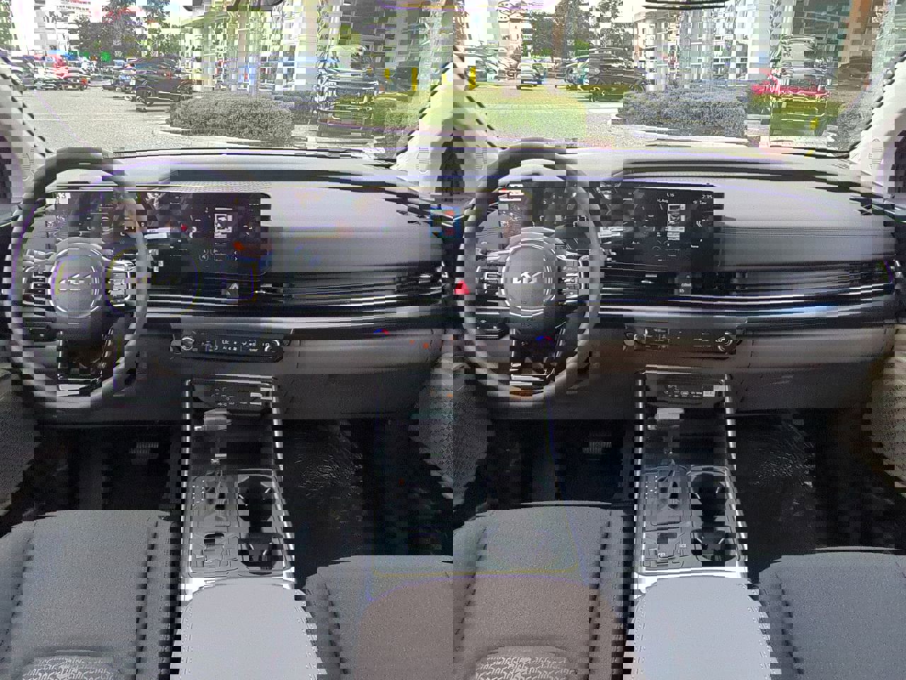 2026 Kia Carnival LX photo 14