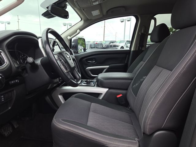 2021 Nissan Titan SV photo 18