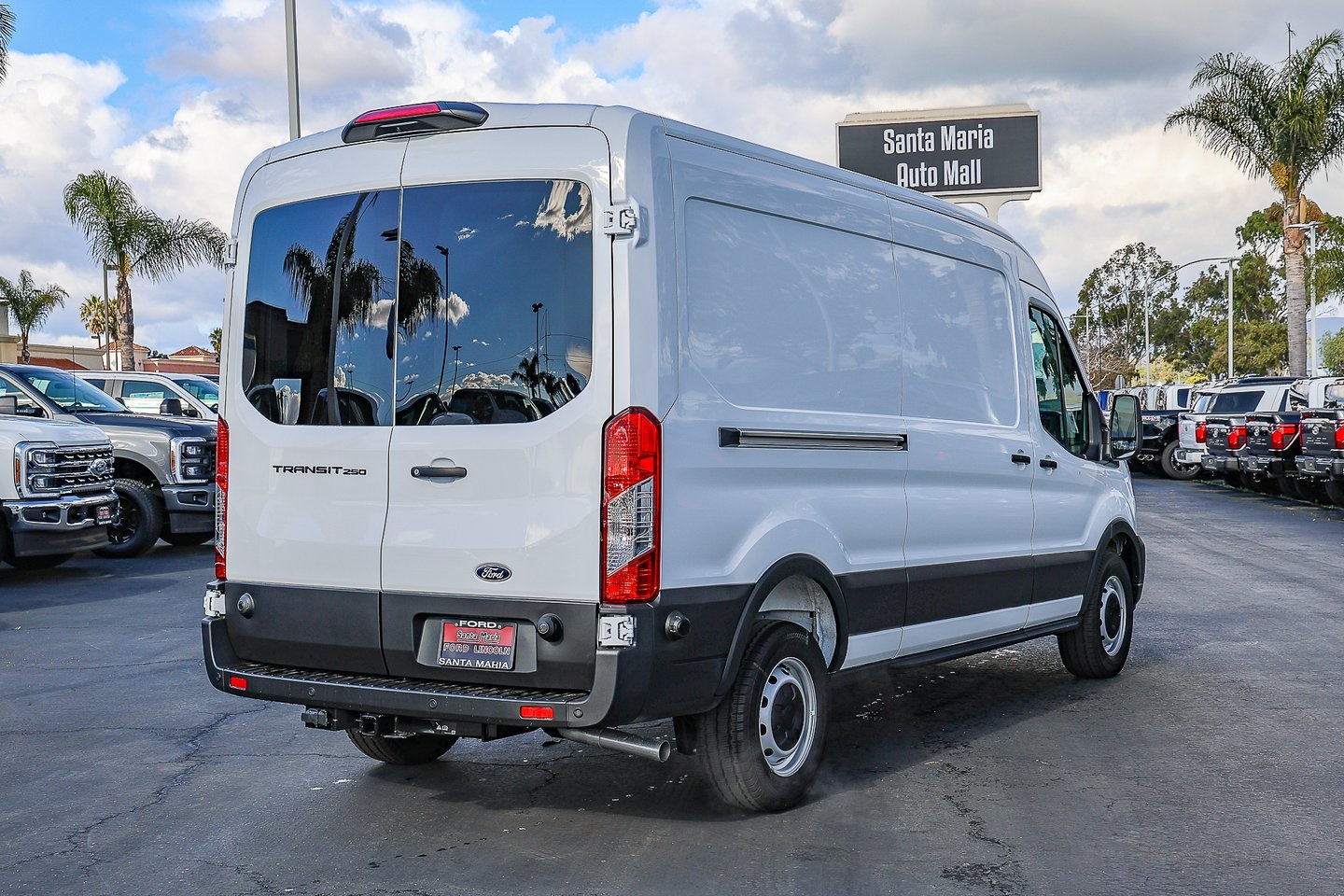 2026 Ford Transit Cargo photo 3