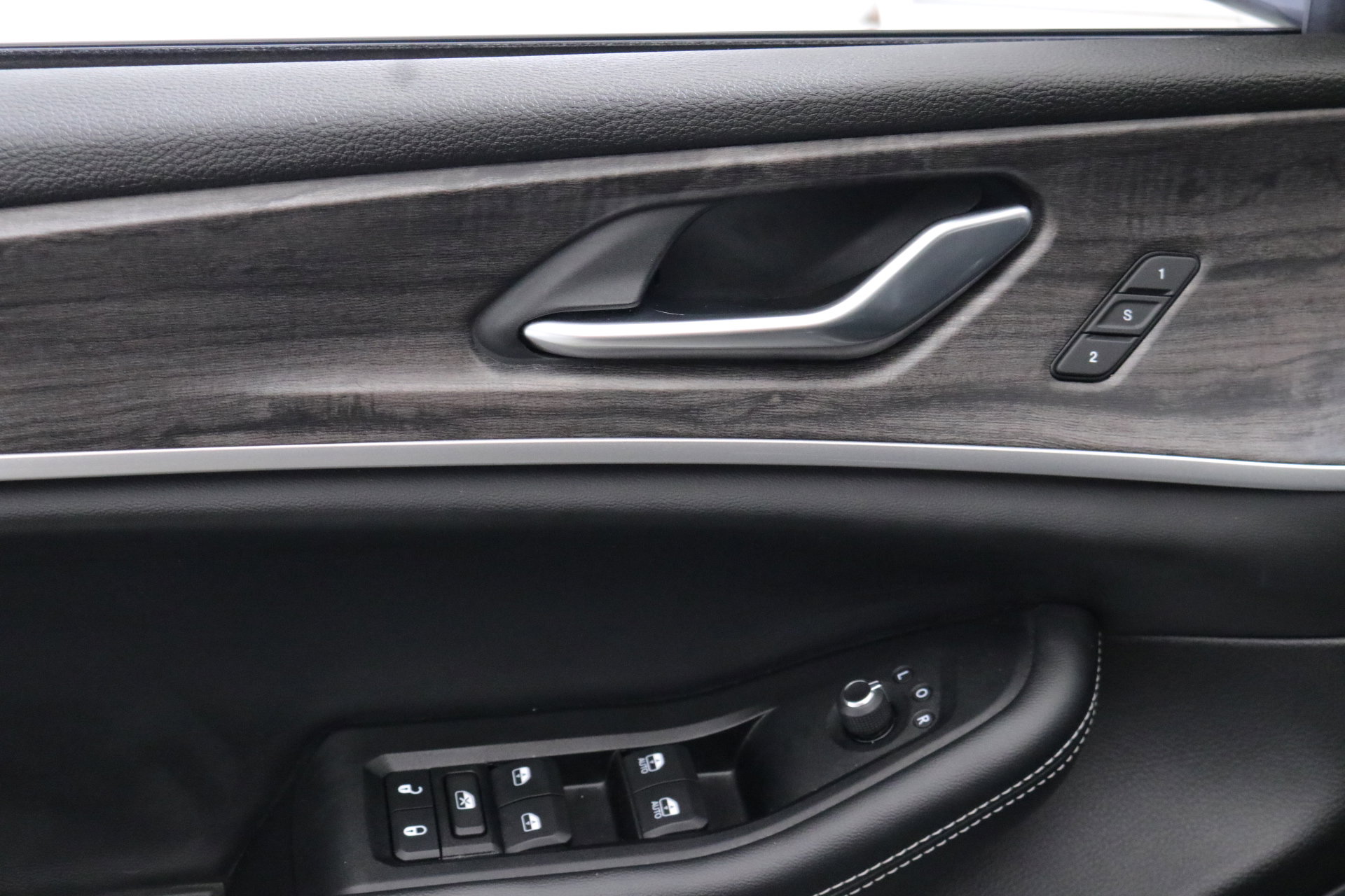 2023 Jeep Grand Cherokee Limited photo 18