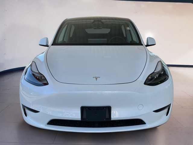 2025 Tesla Model Y Long Range photo 7