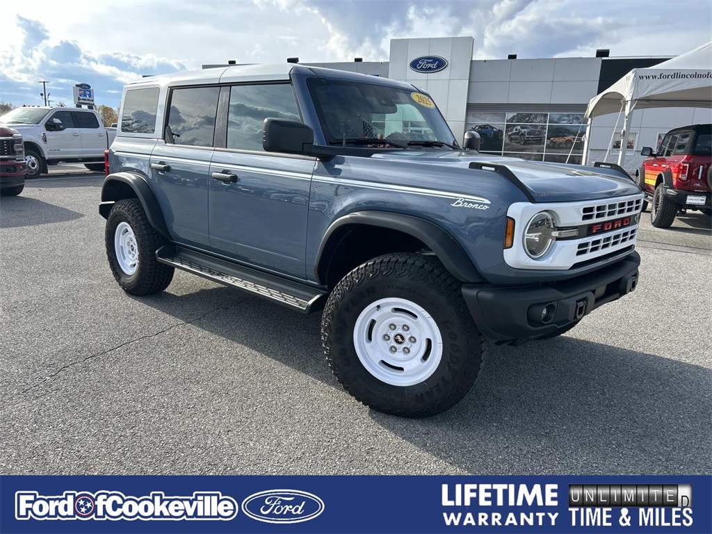 2025 Ford Bronco 4-Door Heritage Editon's photo