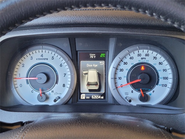 2020 Toyota Sienna SE photo 26