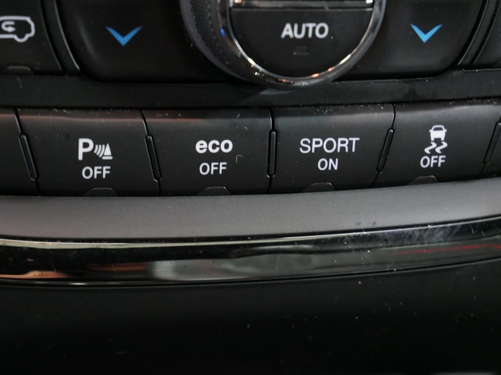 2018 Dodge Durango R/T photo 39