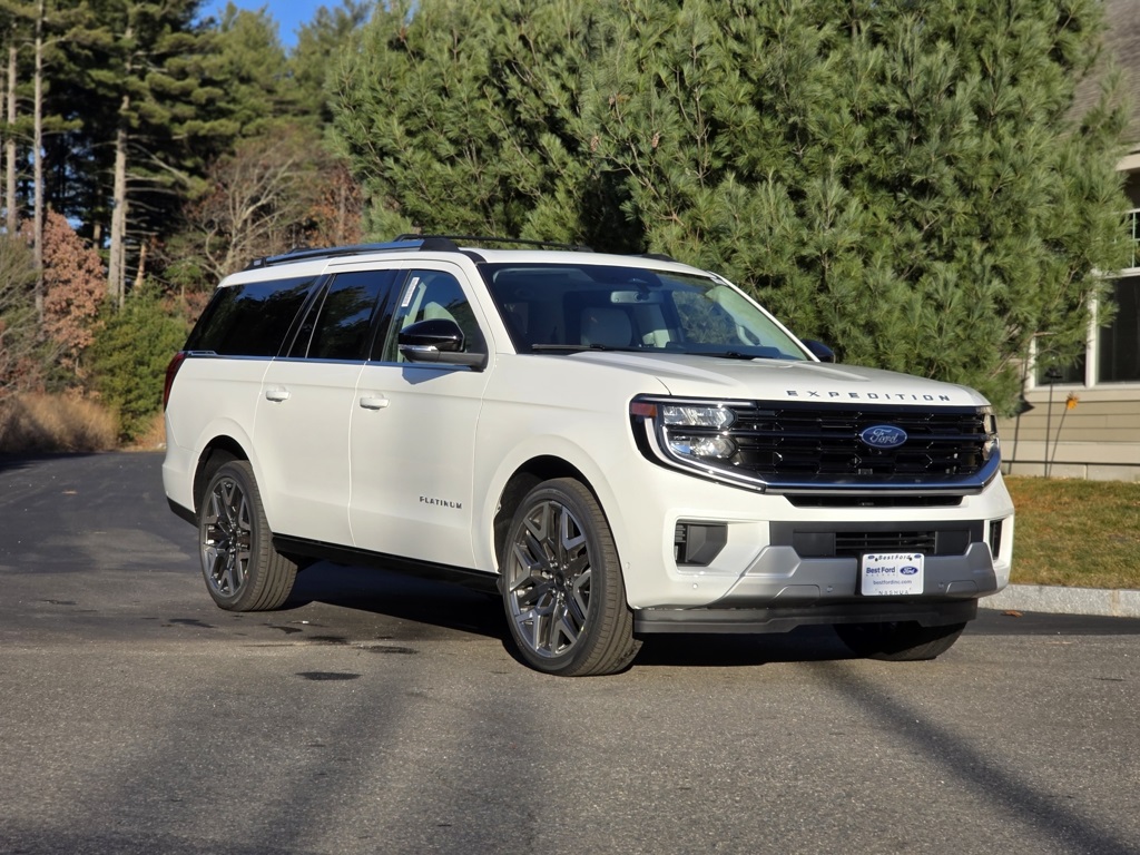 2025 Ford Expedition Platinum MAX photo 2
