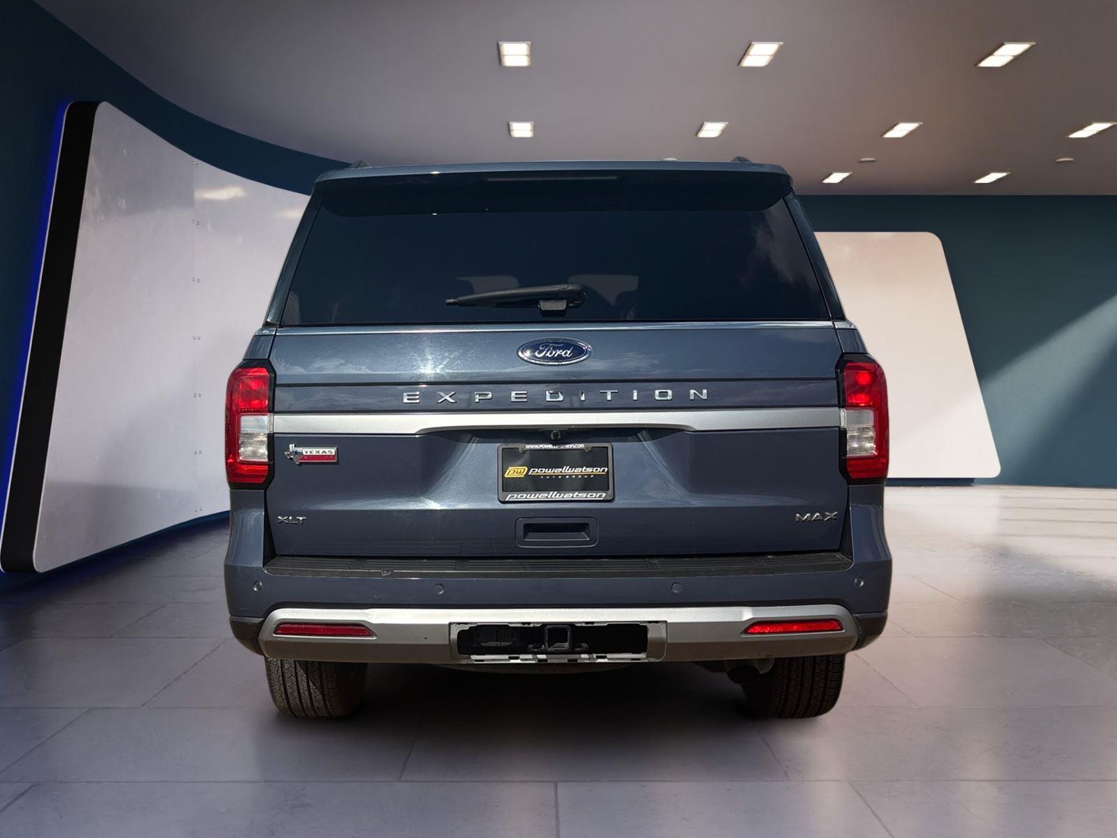 2022 Ford Expedition MAX XLT photo 3