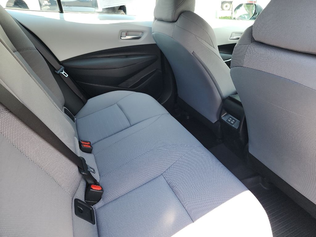 2024 Toyota Corolla SE photo 8