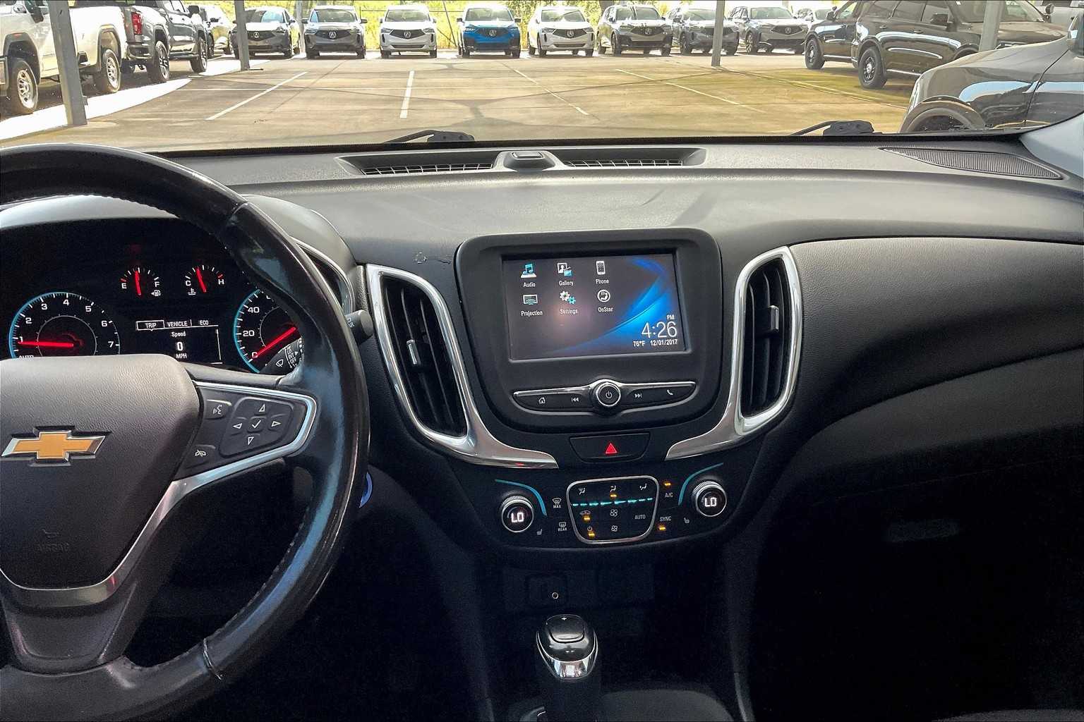 2018 Chevrolet Equinox LT photo 6