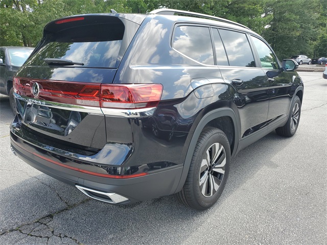 2026 Volkswagen Atlas SE photo 4
