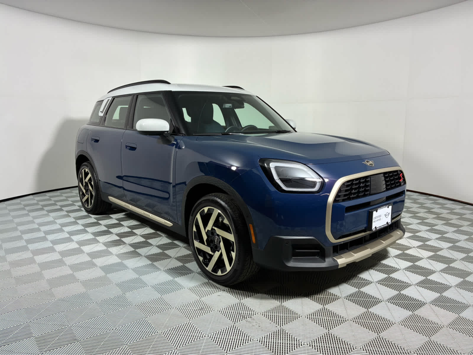 2025 MINI Countryman S's photo