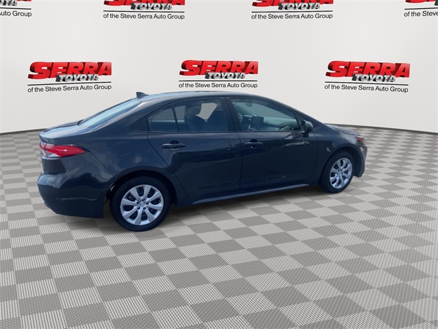 2025 Toyota Corolla LE photo 9
