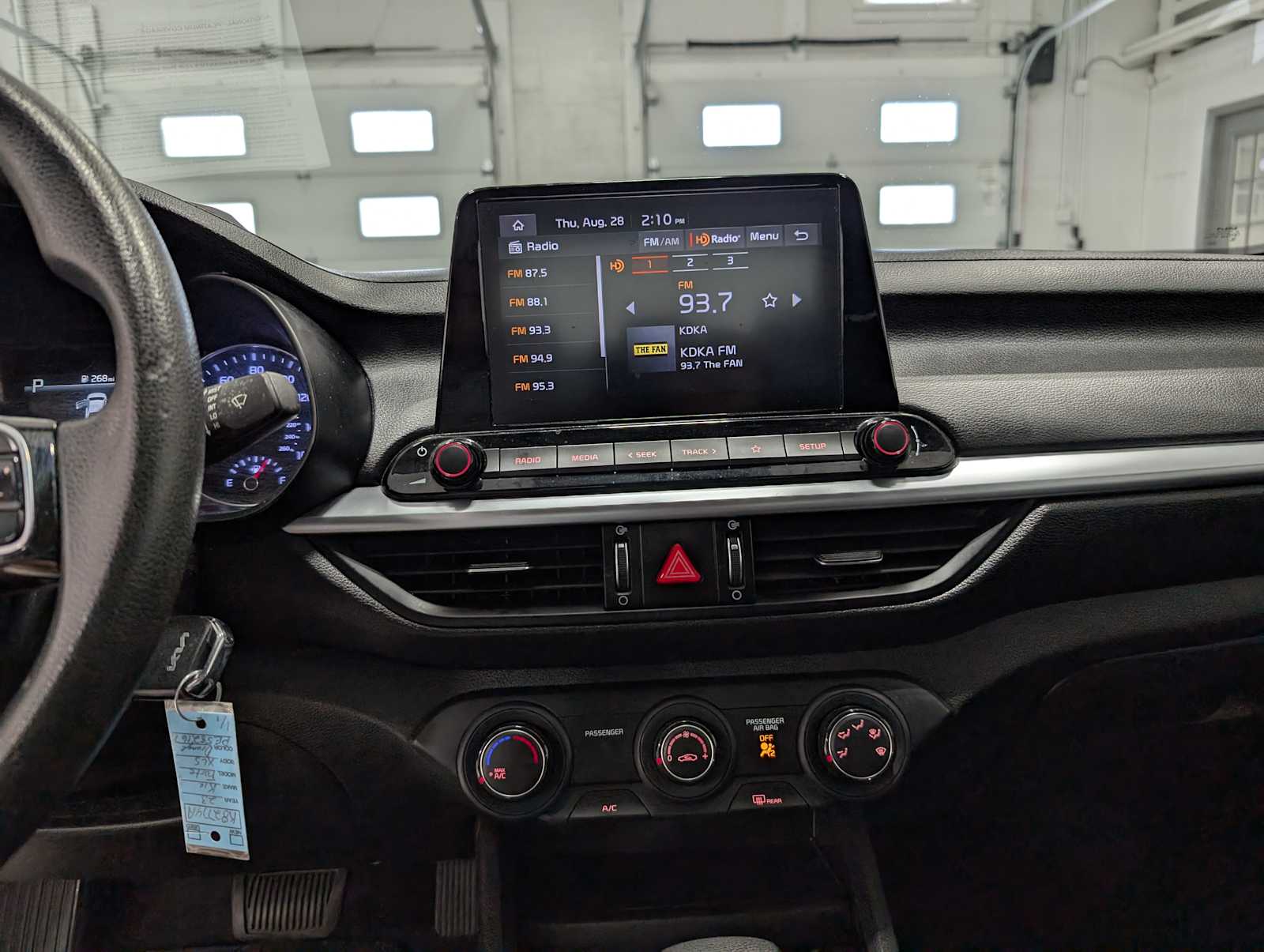 2023 Kia Forte LXS photo 29