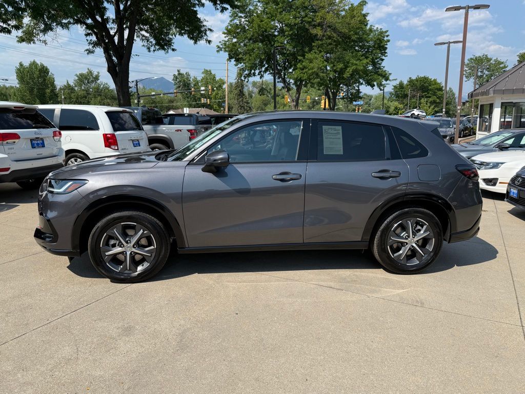 2025 Honda HR-V EX-L photo 2