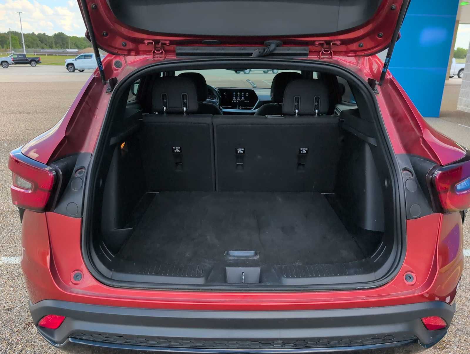 2024 Chevrolet Trax photo 24