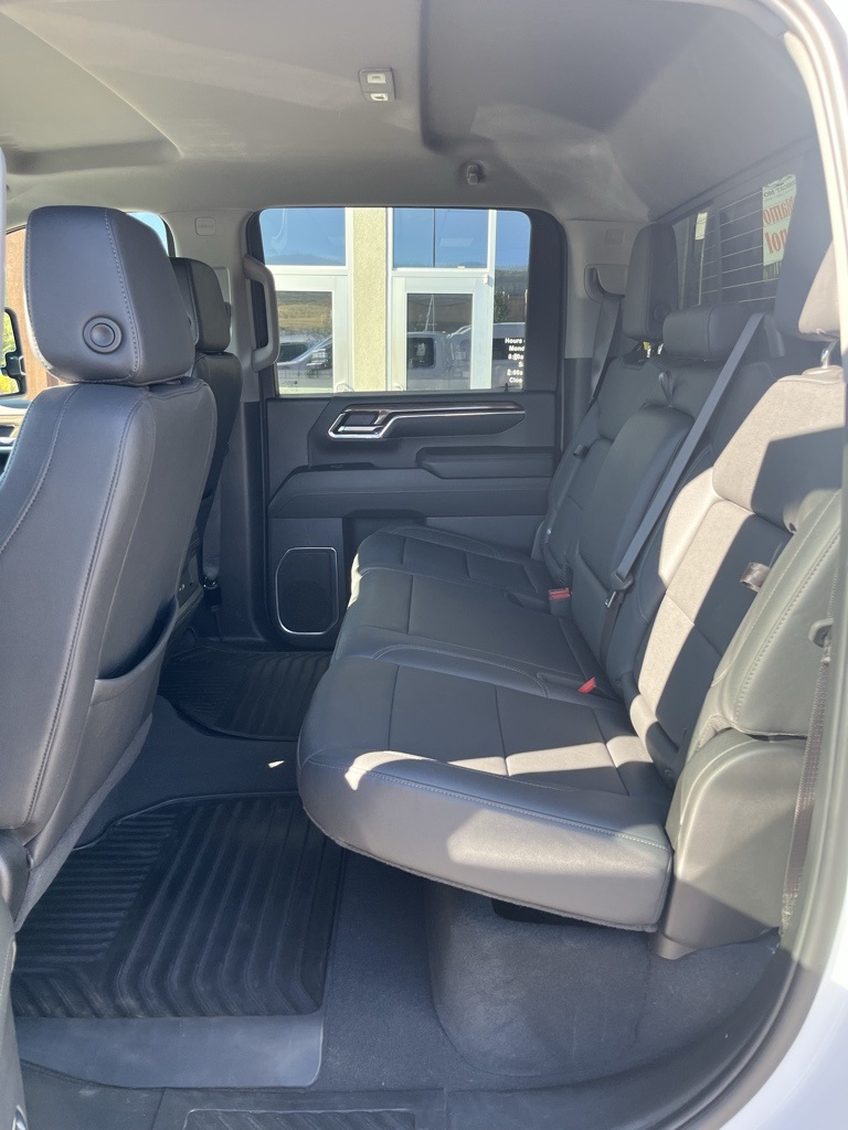 2024 Chevrolet Silverado 2500HD LT photo 14