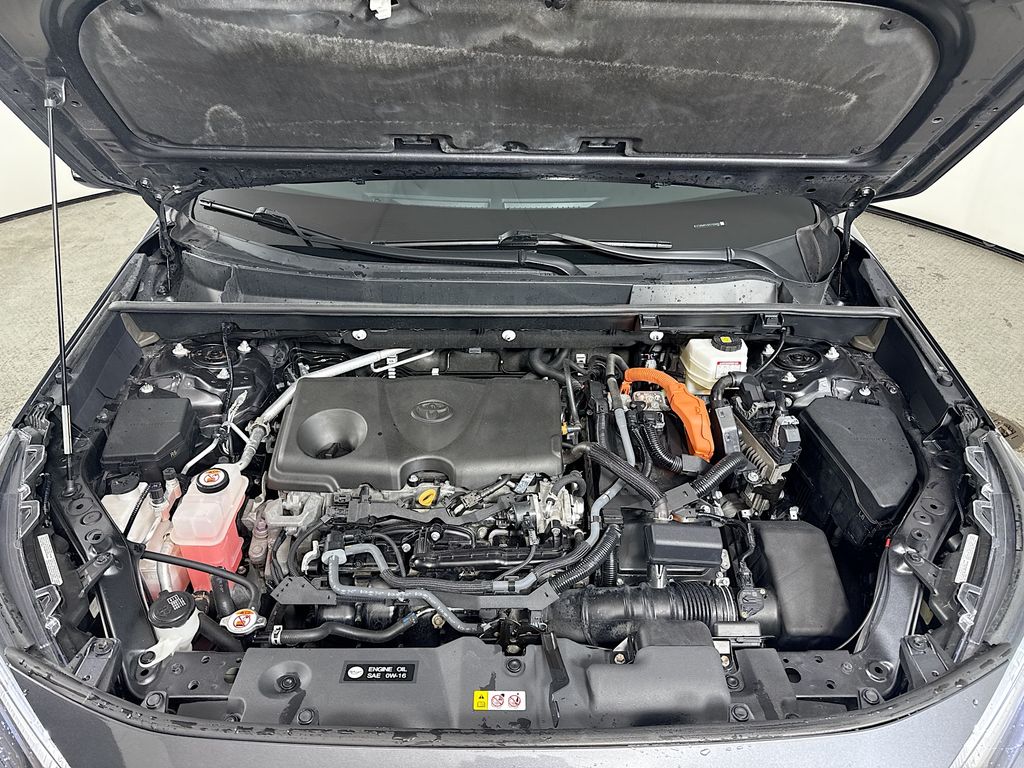 2023 Toyota RAV4 Hybrid XLE photo 25