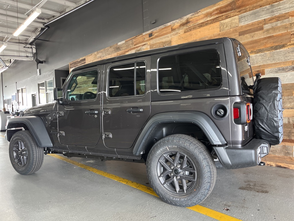 2025 Jeep Wrangler Sport S photo 15